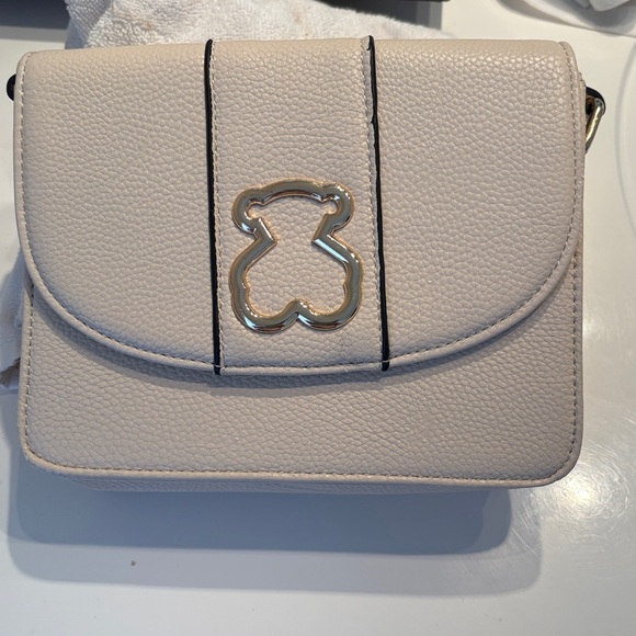 Tous Cream Bag with Gold Bear Detail - Picture 1 of 3